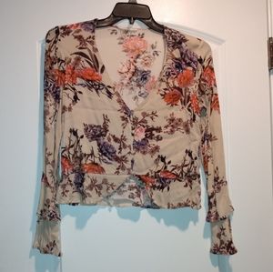 Double Bell Sleeve Cropped Floral Top